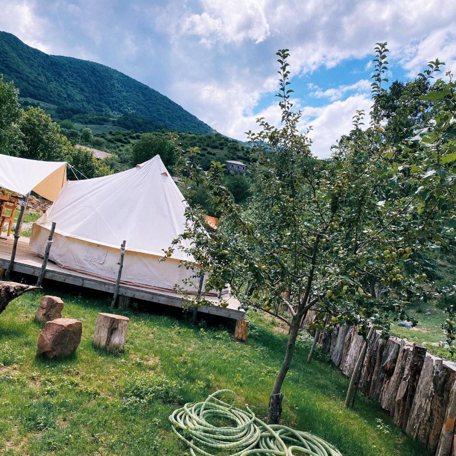 Hovek Guest House Dilijan Eksteriør bilde