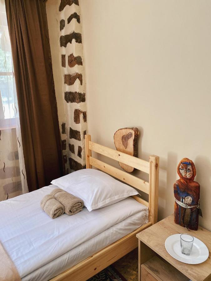 Hovek Guest House Dilijan Eksteriør bilde