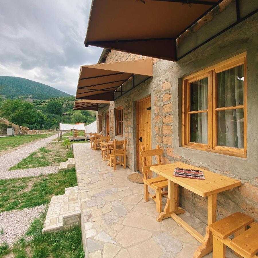 Hovek Guest House Dilijan Eksteriør bilde